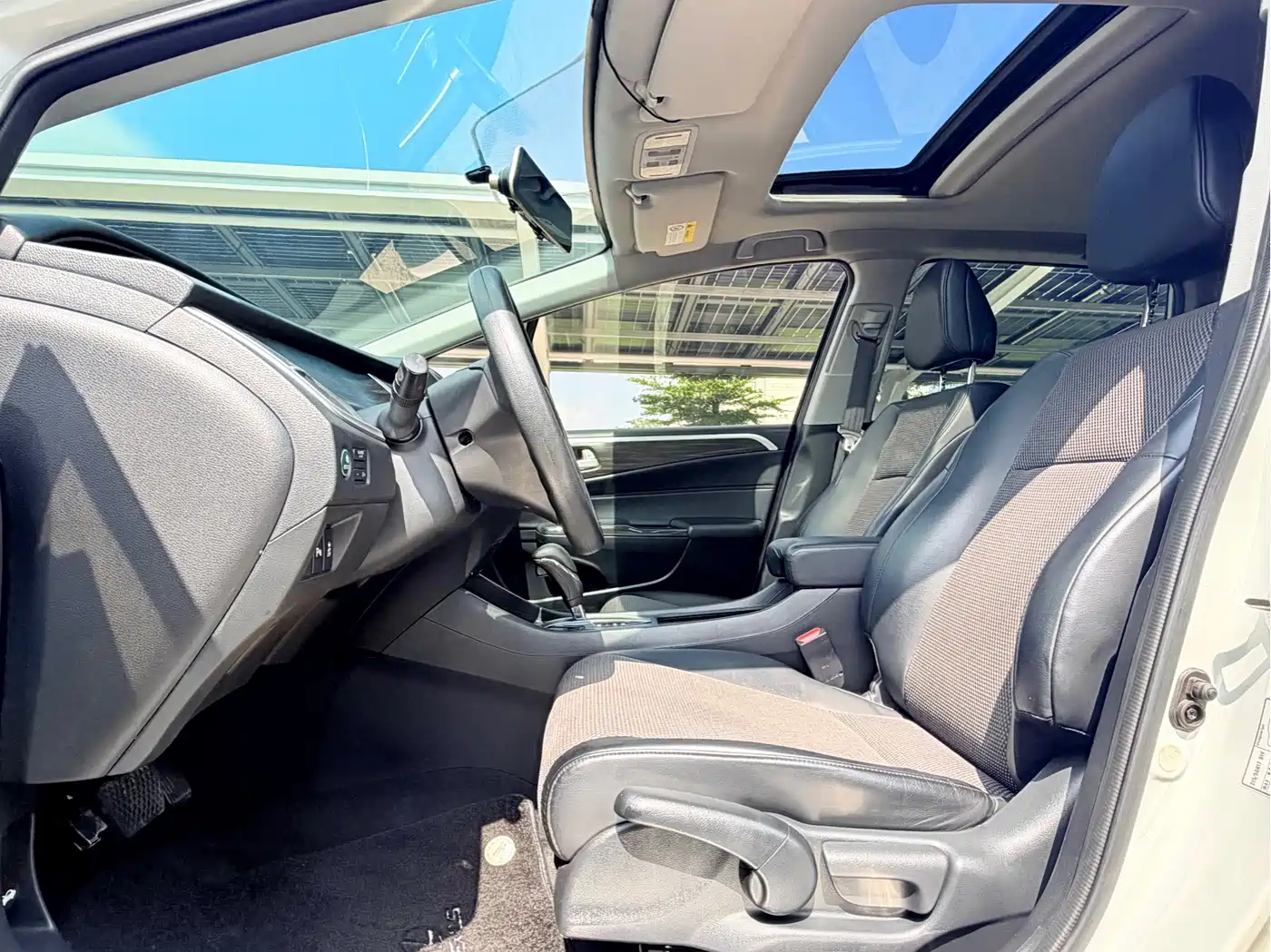 Honda Jade 2018 2017 1.8L Automatic Comfort Edition 5-seater