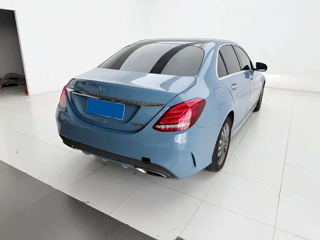 Фото 7 - Mercedes-Benz C-Class