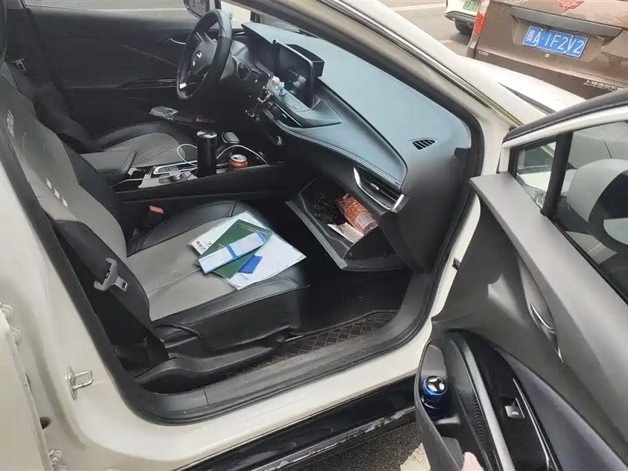 BUICK SLIGHTLY BLUE 6