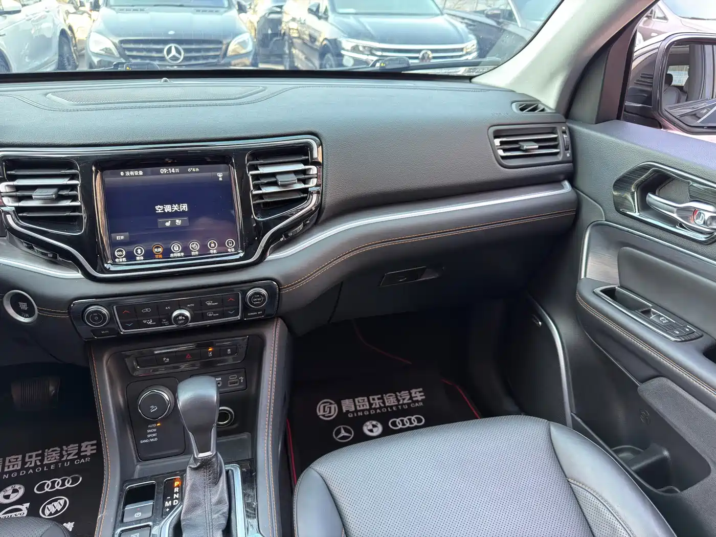 JEEP GRAND COMMANDER