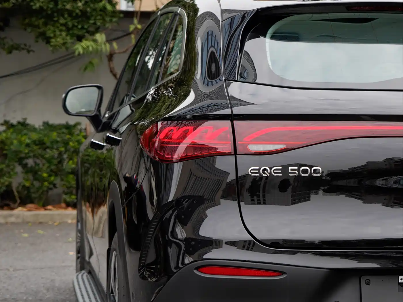 Mercedes-Benz EQE SUV 2024 500 4MATIC Pioneer Edition фото 7
