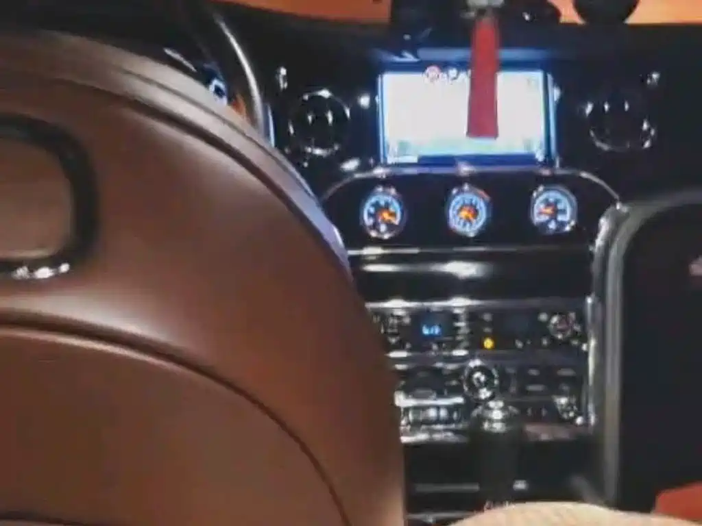 Bentley Mulsanne 2017 6.8T Long Wheelbase фото 11