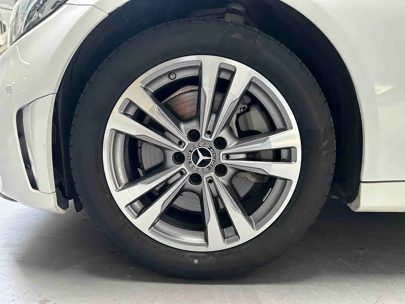 Фото 3 - Mercedes-Benz C-Class