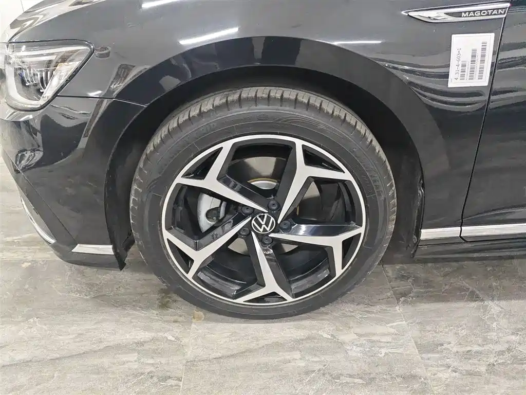 Volkswagen Magotan 2023 Model 2 Million Units Commemorative Edition 280TSI DSG Leading Version фото 23