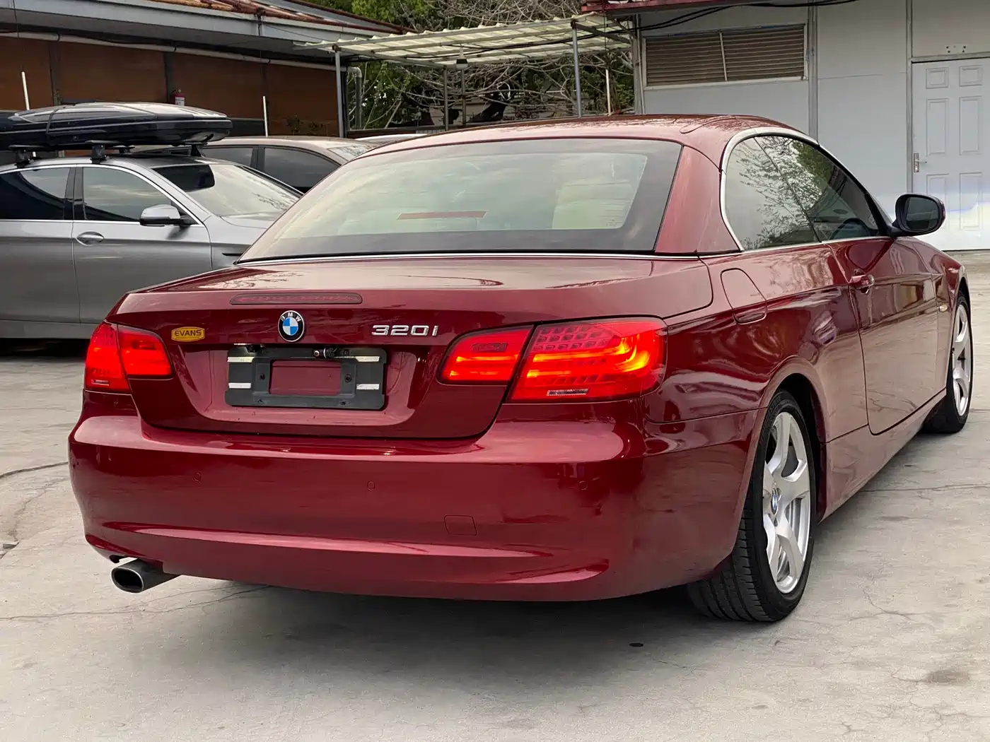 BMW 3 Series (Import) 2009 320i Convertible Coupe фото 14