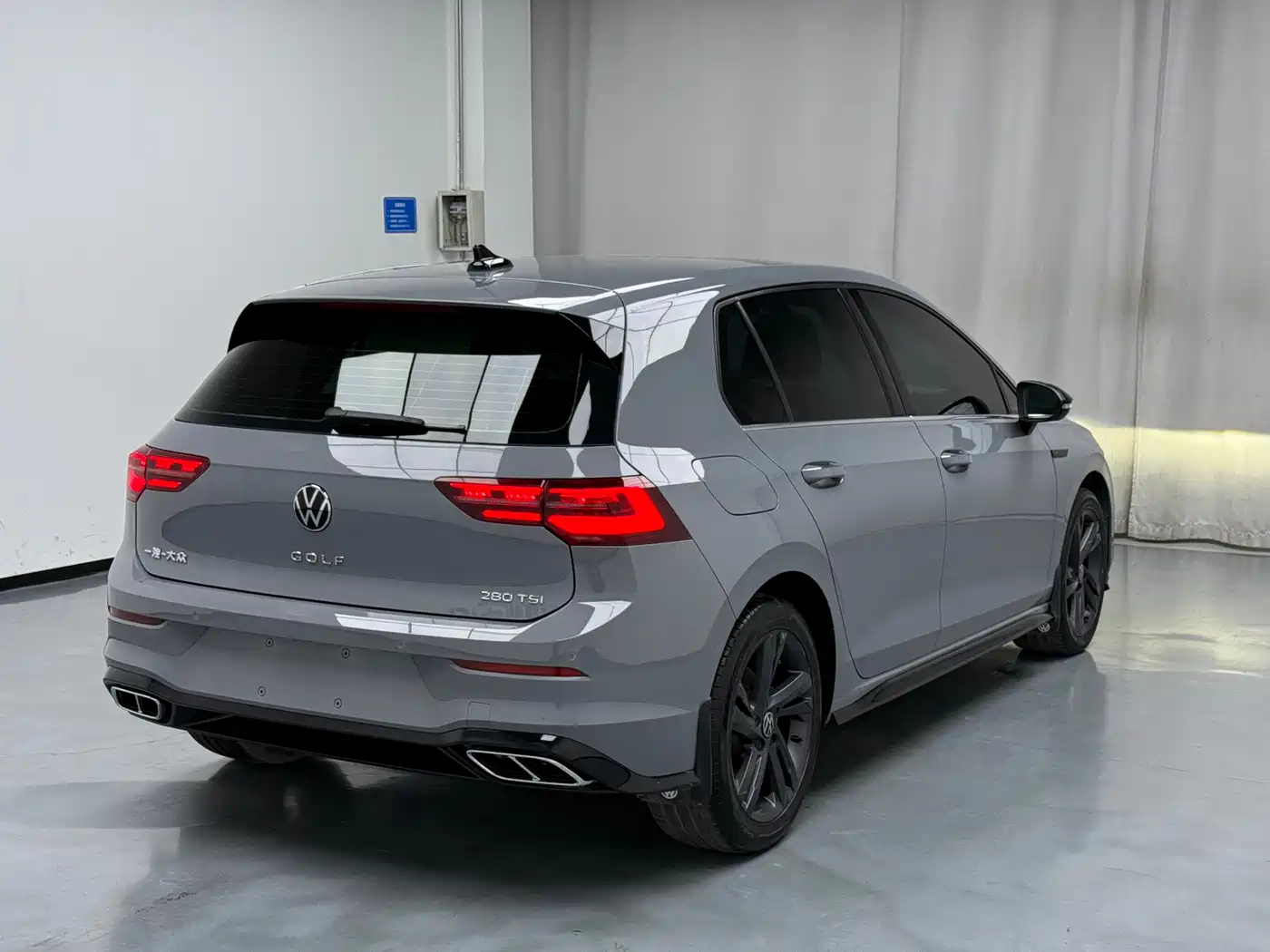 Volkswagen Golf 2023 280TSI DSG R-Line Lite фото 15