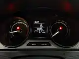Photo 10 - Škoda Rapid