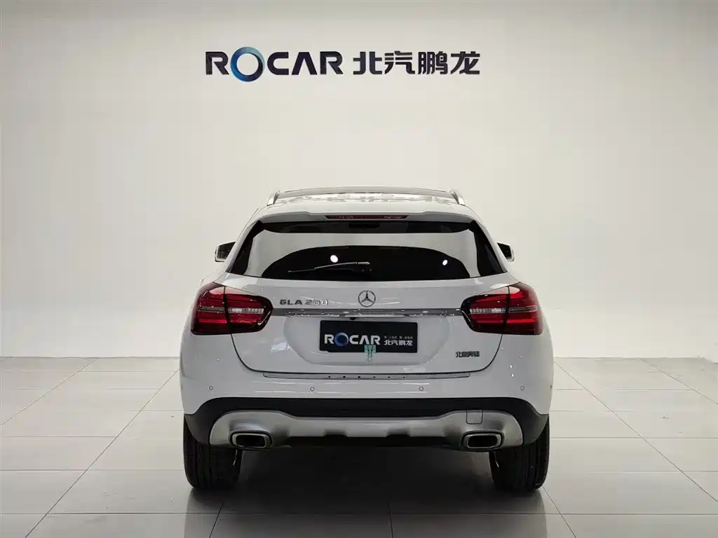 Mercedes-Benz GLA 2017 GLA 200 Dynamic фото 4