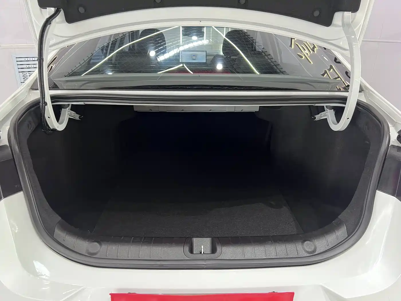 Geely Emgrand L 2022 2022 1.4T CVT Supreme
