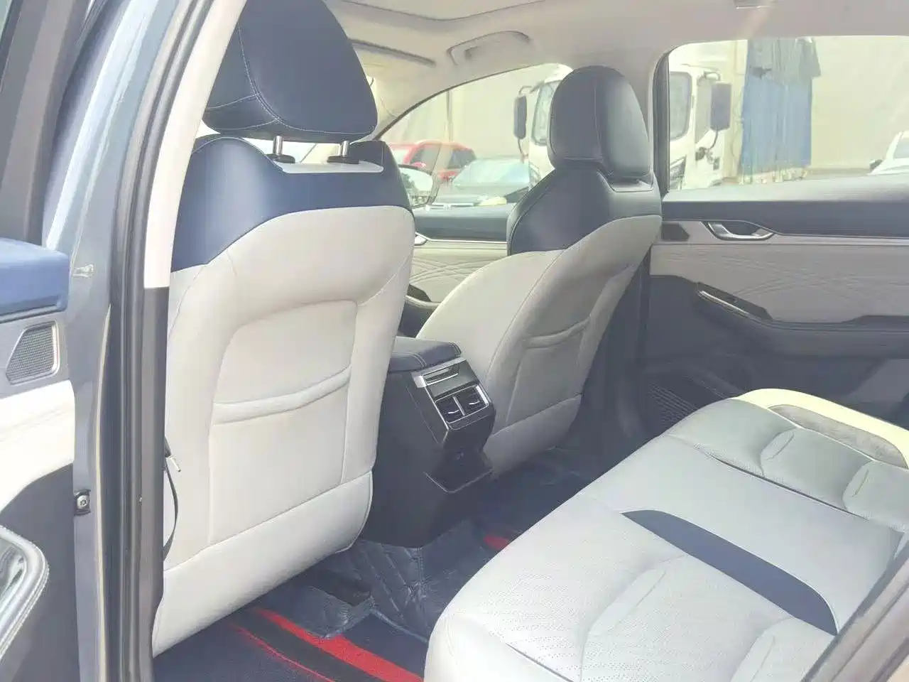 Фото 5 - Geely Preface