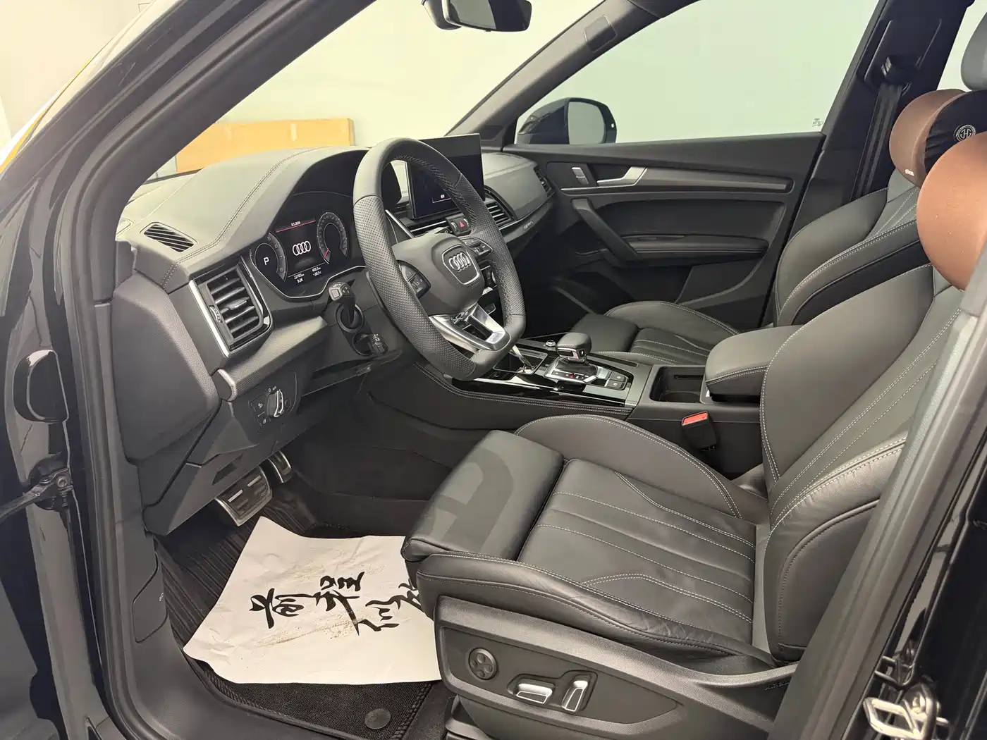 Audi Q5L 2024 Model 45 TFSI Luxury Dynamic фото 8