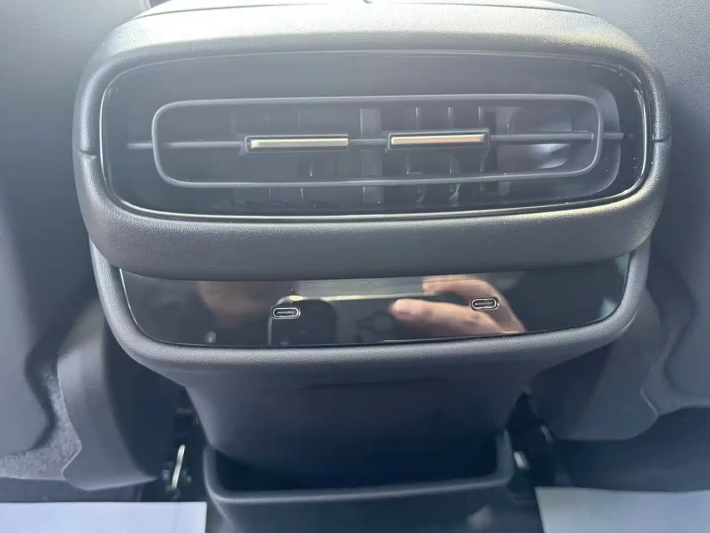 Xiaomi Auto Xiaomi SU7 2024 AWD Extended Range Advanced Smart Driving Max Edition фото 9