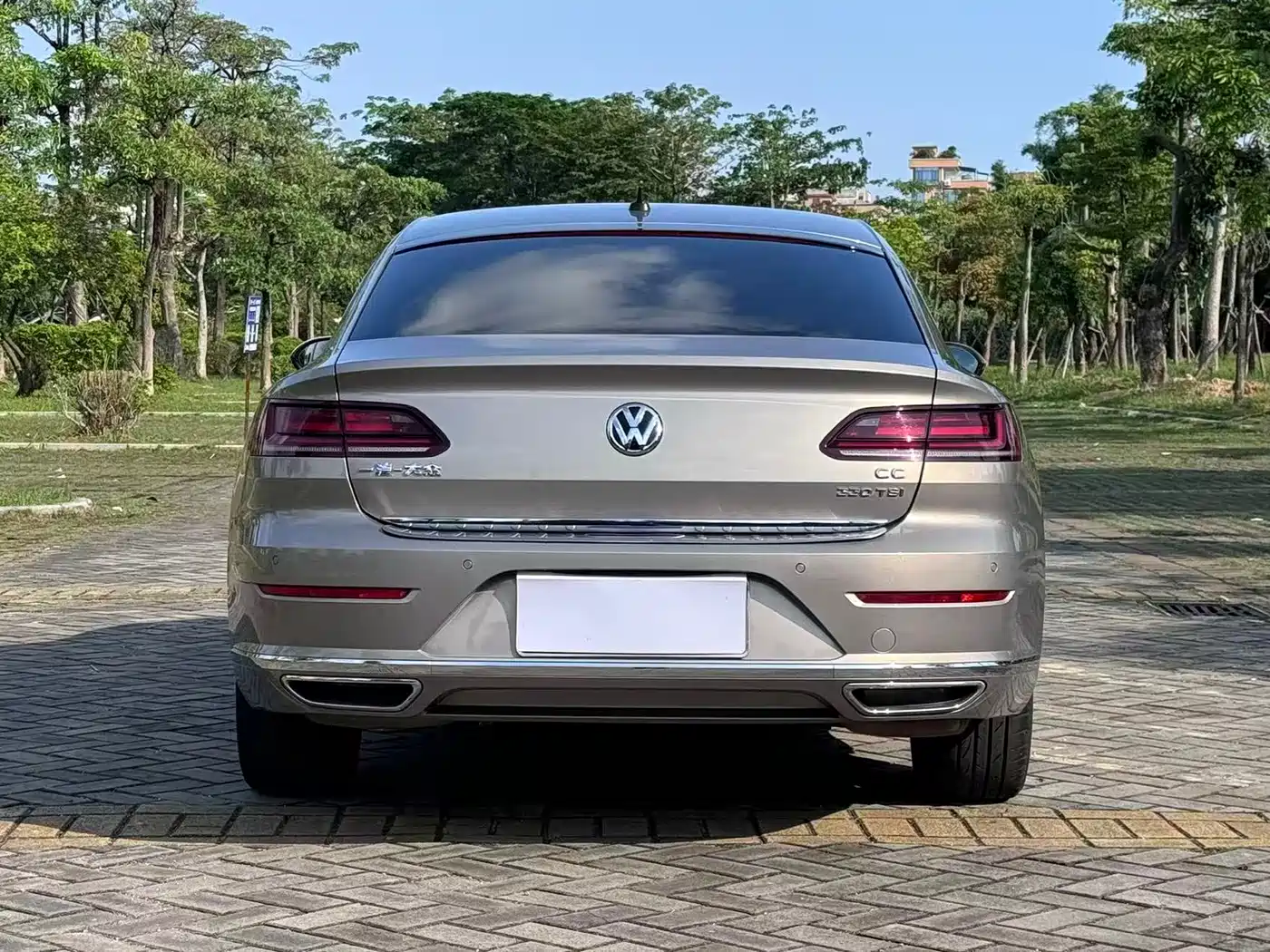 Volkswagen FAW-Volkswagen CC 2019 330TSI Charm Edition China VI фото 6