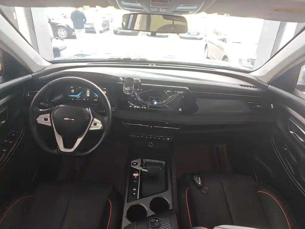 Changan Oshan X7 PLUS 2021 2022 1.5T Blue Whale Automatic Geeker Navigation Edition