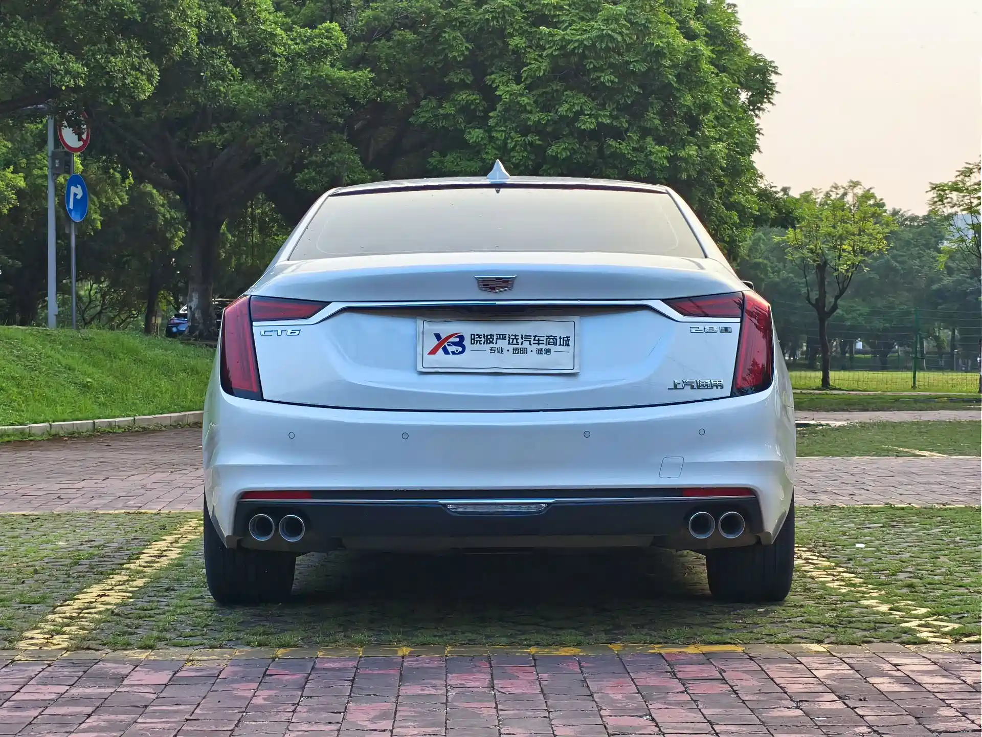 Фото 14 - Cadillac CT6
