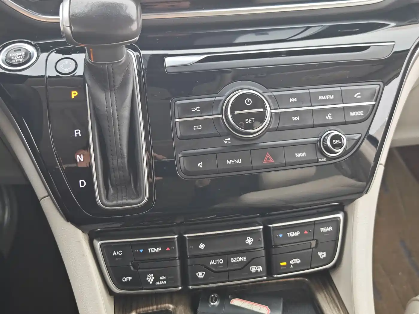 GAC Trumpchi Trumpchi M8 2018 320T Premium Edition фото 34
