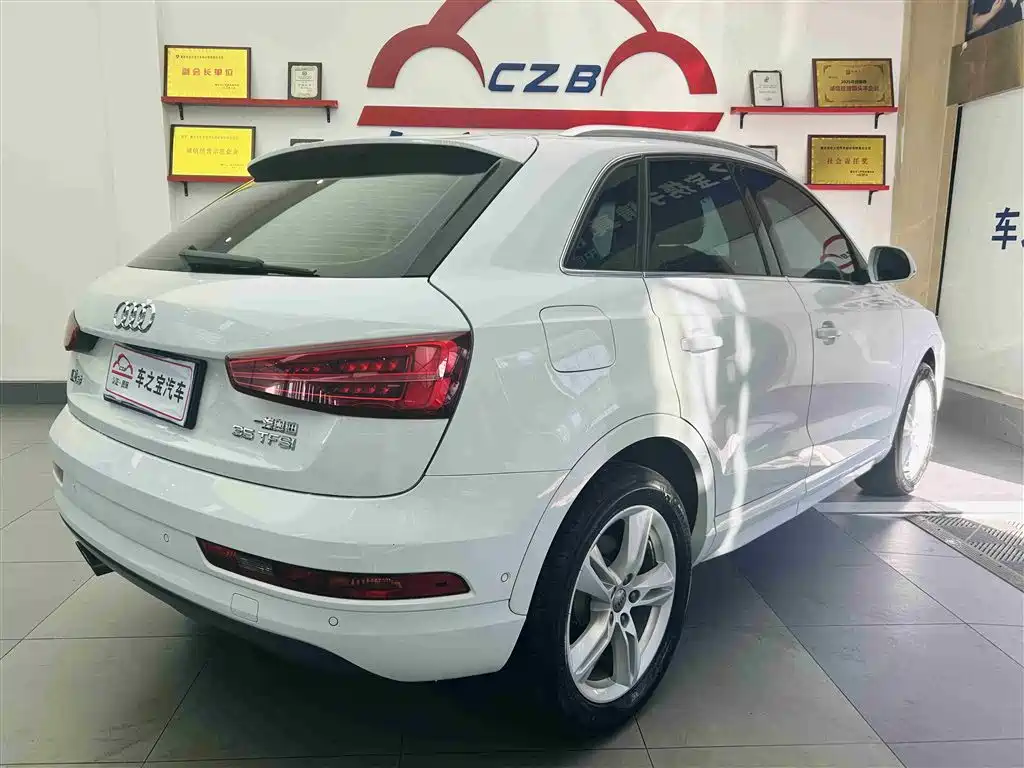 Audi Q3 2016 35 TFSI Style фото 5