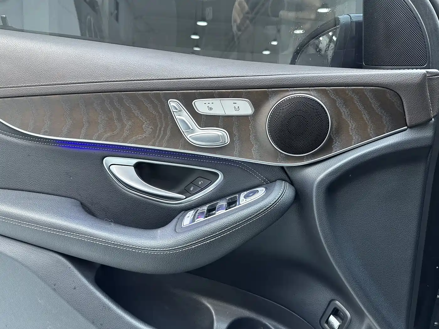 Mercedes-Benz GLC 2020 Facelift GLC 260 L 4MATIC Luxury фото 11