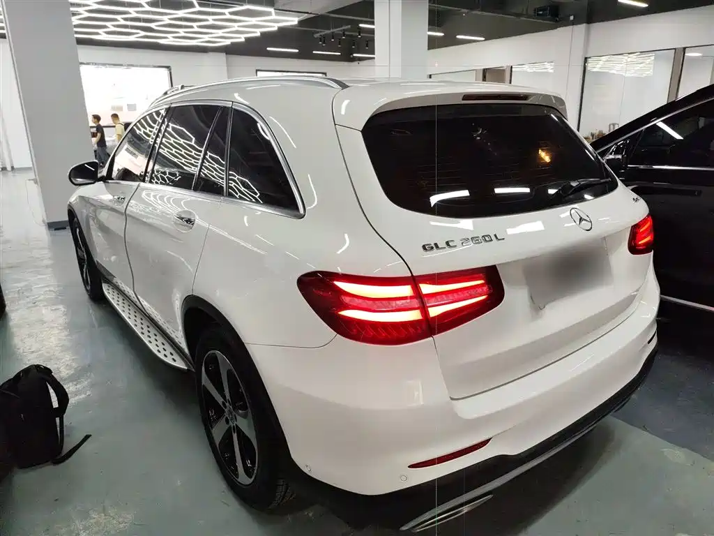 Mercedes-Benz GLC 2019 Facelift GLC 260 L 4MATIC Luxury фото 5
