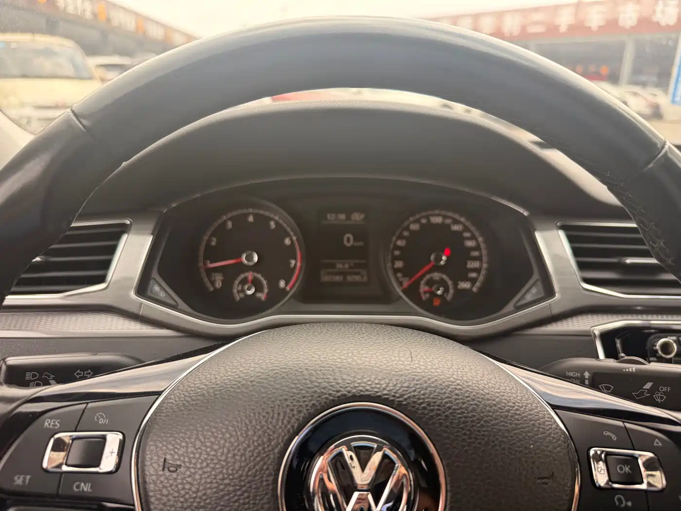 Volkswagen Passat 2017 330TSI DSG Prestige фото 10
