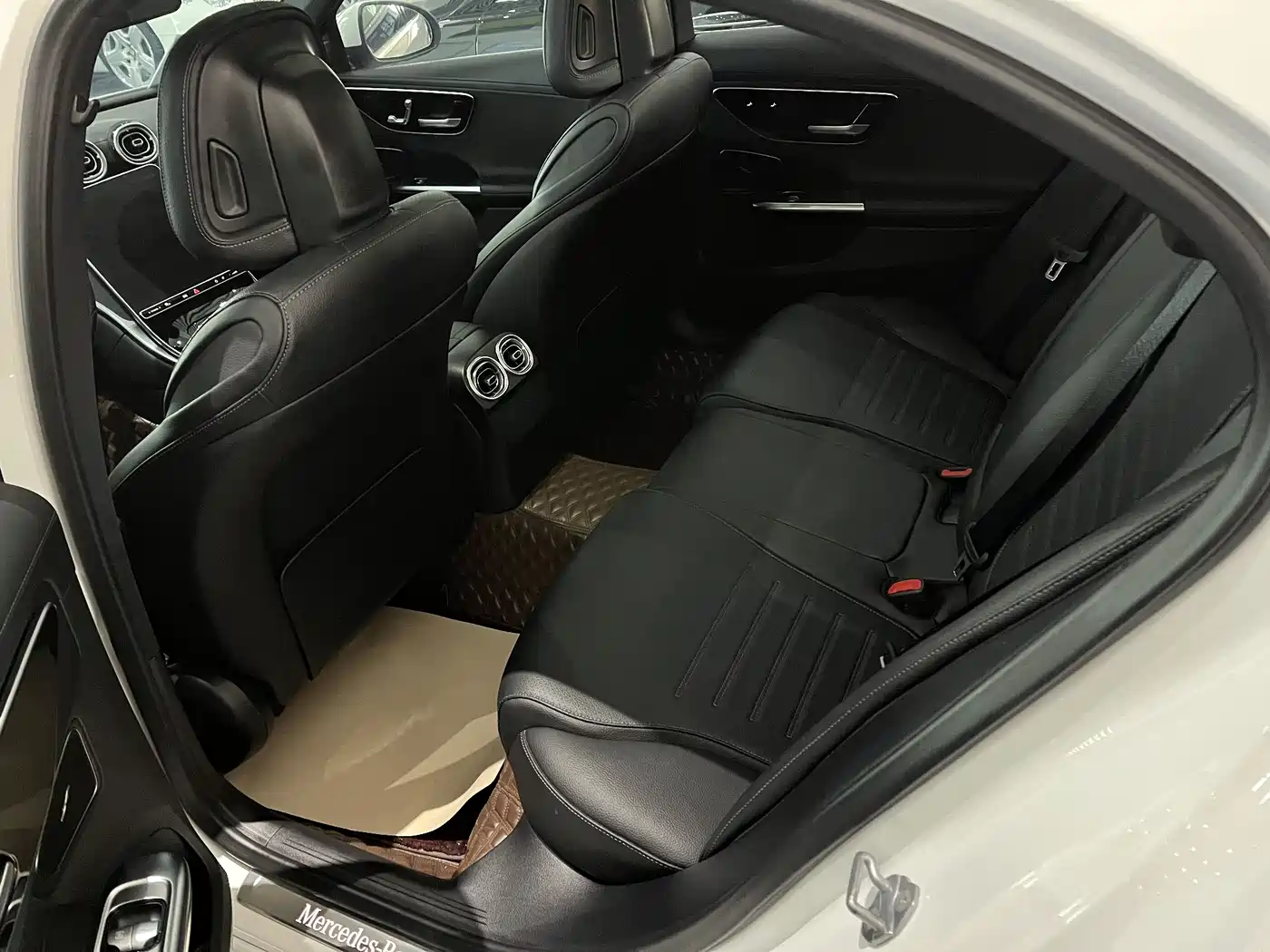 Mercedes-Benz C-Class 2022 Facelift C 260 L Sport фото 8
