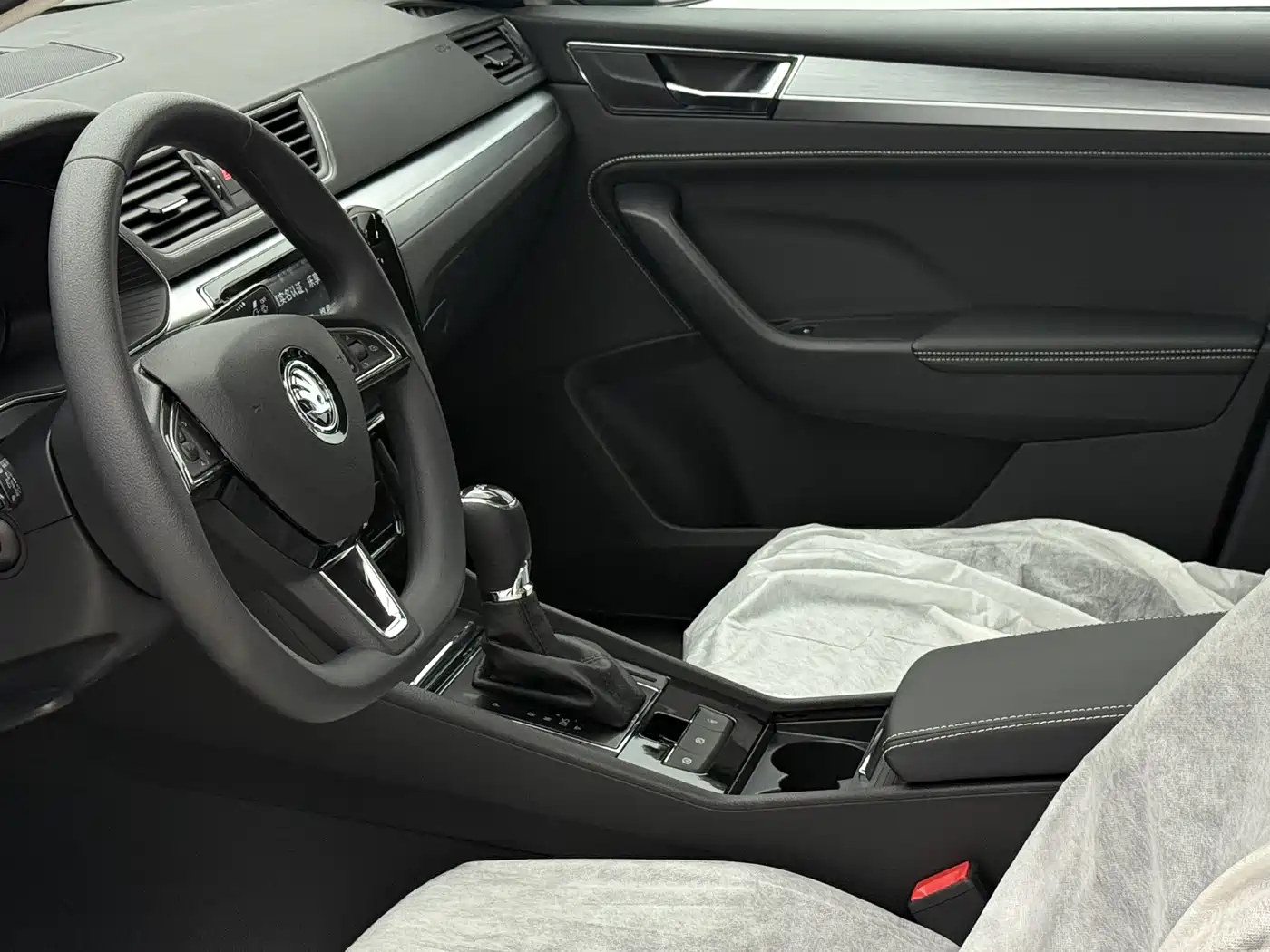 Škoda Superb 2025 Model TSI280 DSG Premium Edition фото 19