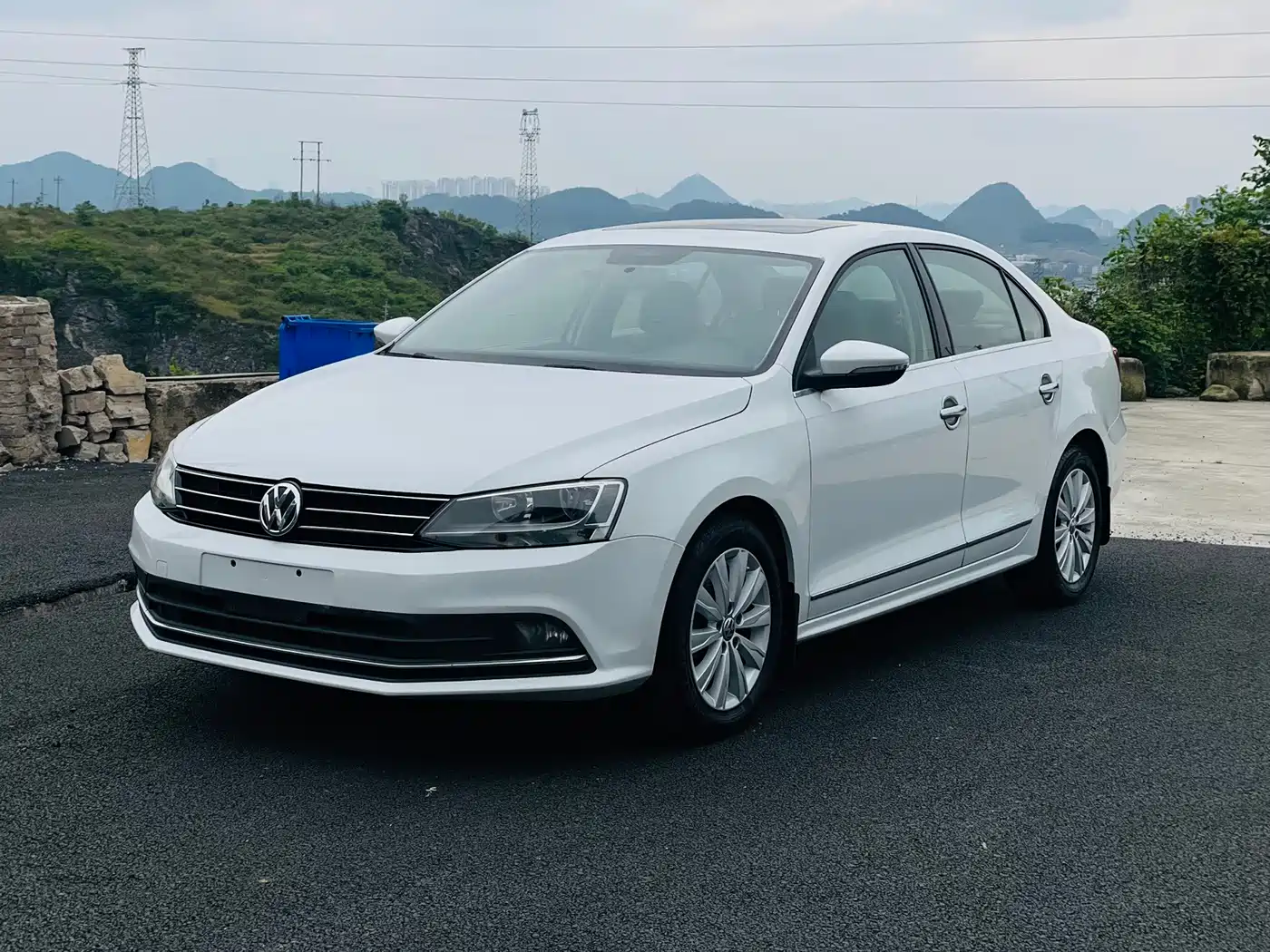 Volkswagen Sagitar 2015 230TSI Automatic Comfort