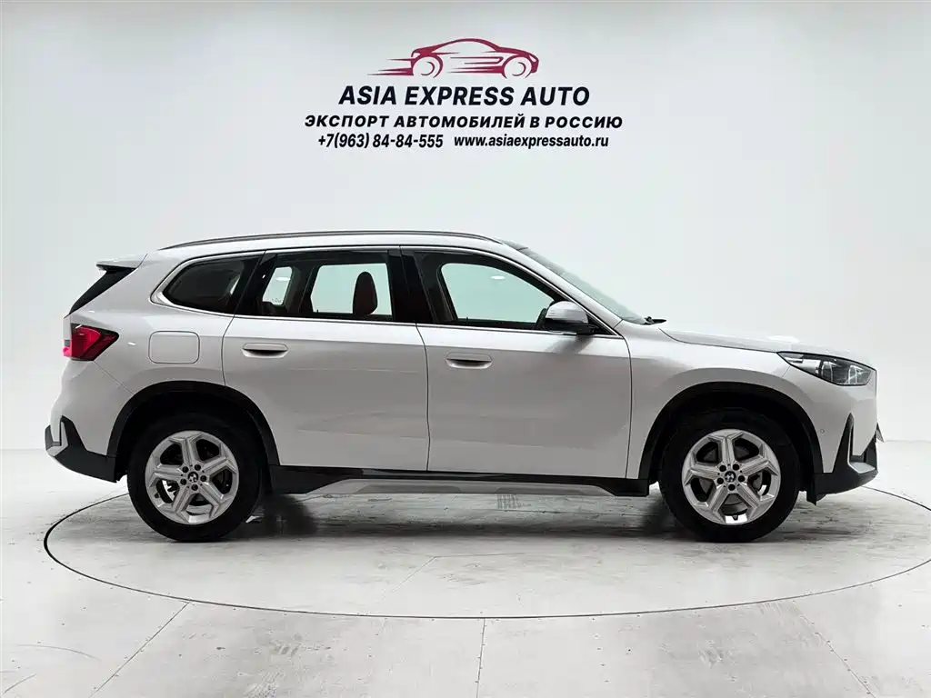 BMW X1 2023 sDrive20Li X Design Package фото 9