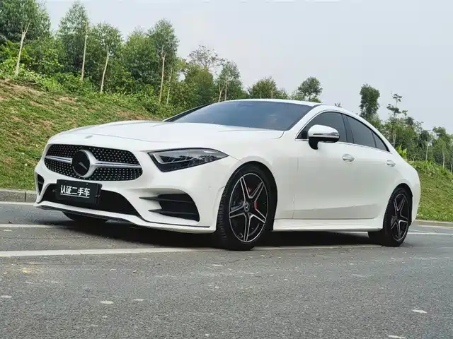 MERCEDES-BENZ CLS