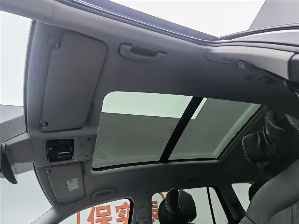 Volkswagen Teramont 2023 330TSI FWD Premium Luxury Edition фото 14