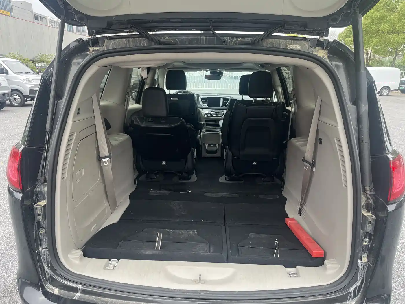 Chrysler Grand Caravan PHEV (Import) 2025 2019 3.6L Plug-in Hybrid