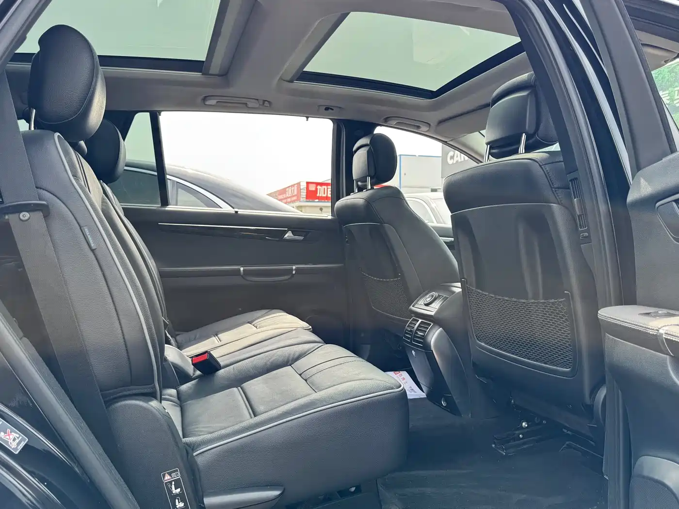 Mercedes-Benz R-Class 2017 R 320 4MATIC Business Collector's Edition фото 8