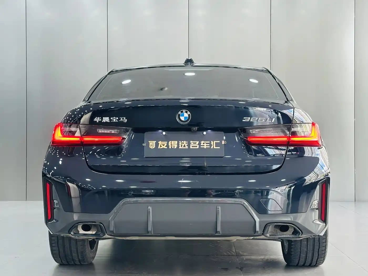 BMW 3 Series 2023 325Li M Sport Black Night Package фото 9