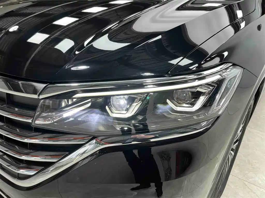 Volkswagen Viloran 2024 380TSI Executive Edition фото 18