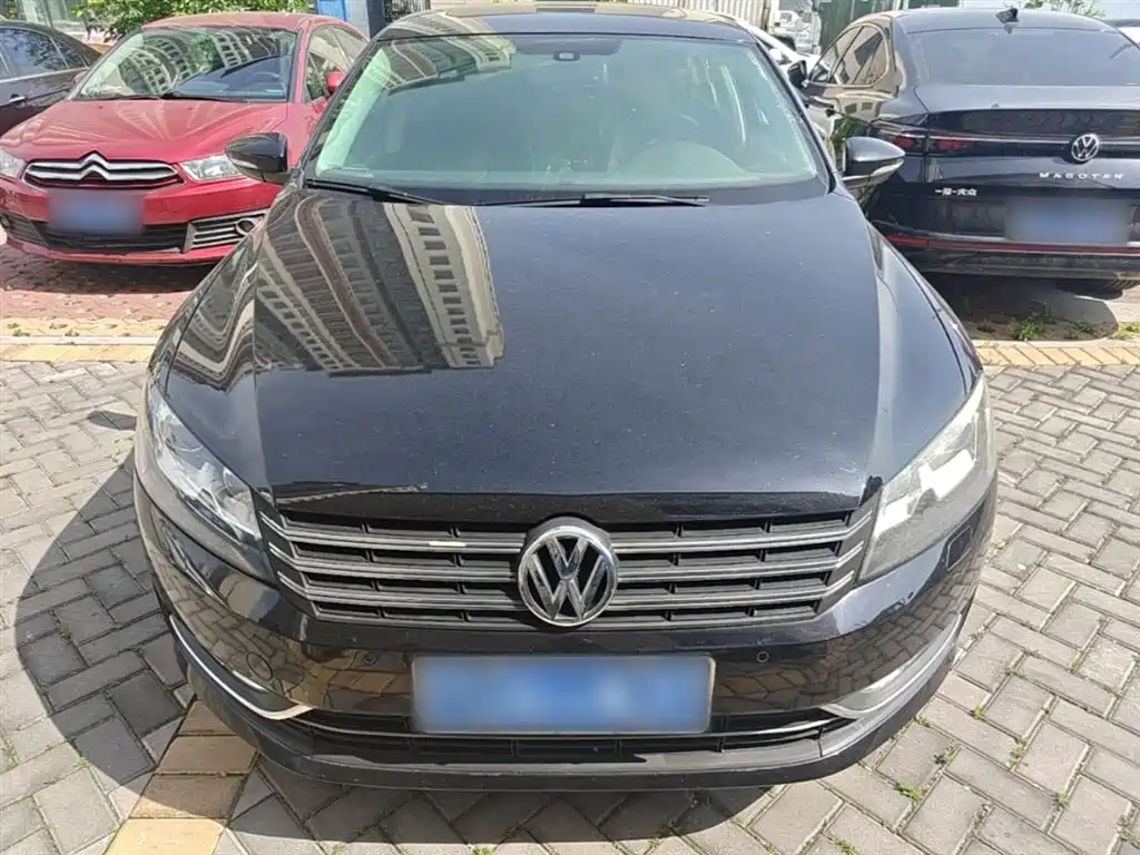 Volkswagen Passat 2014 2.0TSI DSG Executive Edition фото 3