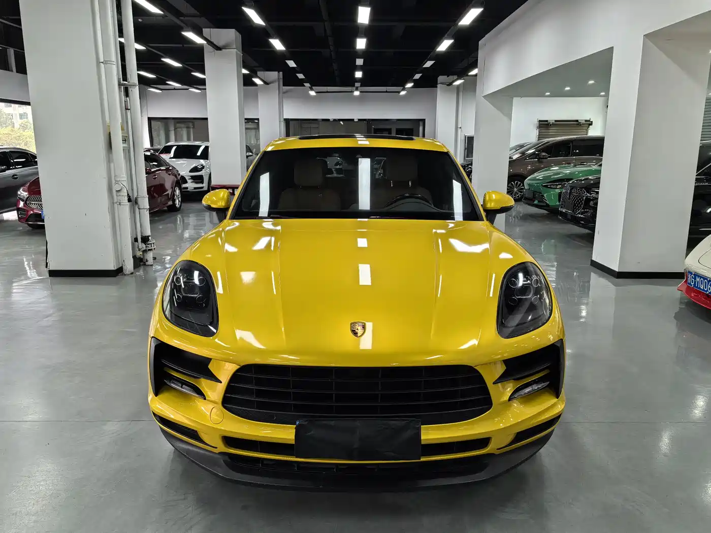 Porsche Macan 2018 Macan 2.0T фото 2