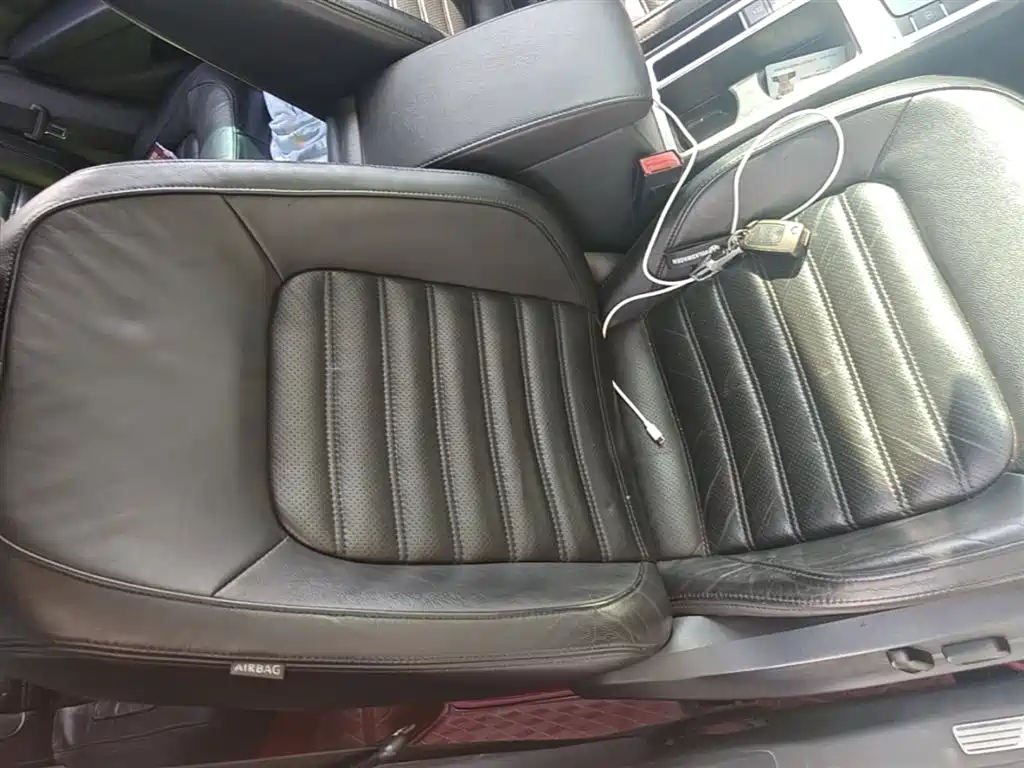 Volkswagen Passat 2014 2.0TSI DSG Executive Edition фото 25