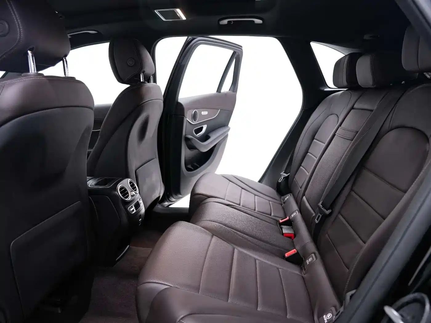 Mercedes-Benz GLC 2022 Facelift GLC 300 L 4MATIC Dynamic Collector's Edition фото 15