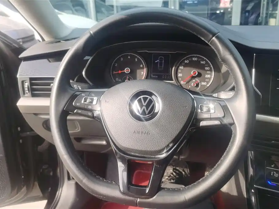 Volkswagen Passat 2020 330TSI Elite Edition China VI фото 15