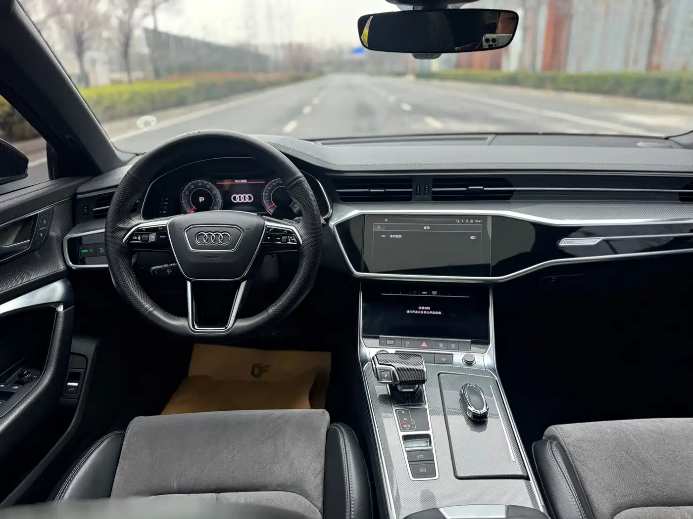 Audi A6L 2022 40 TFSI Luxury Dynamic фото 9