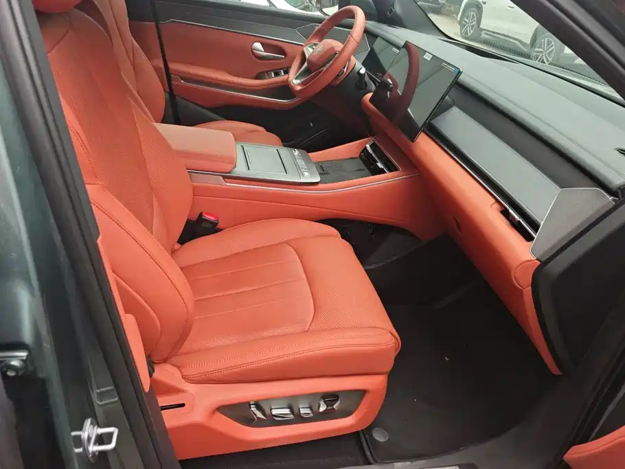 BYD Tang L 2025 2025 DM 175KM Drone Player Edition