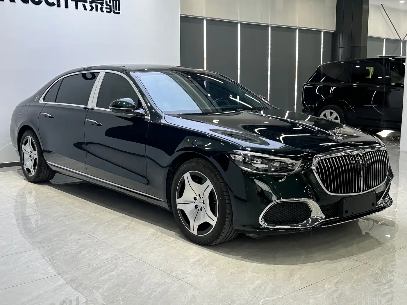 Mercedes-Benz Maybach S-Class 2025 Model S 480 4MATIC фото 3