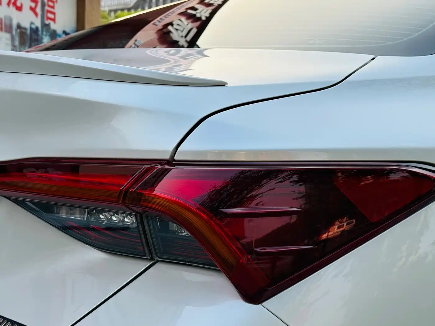 Toyota Avalon 2023 2.5L Touring Premium Edition фото 11