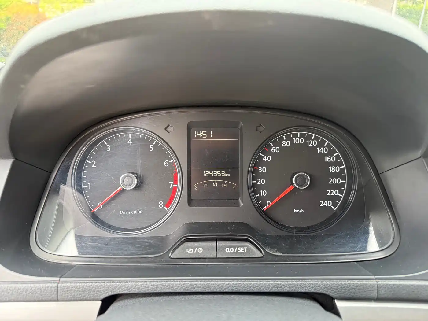 Volkswagen Lavida 2013 Facelift Classic 1.6L Automatic Trend фото 6