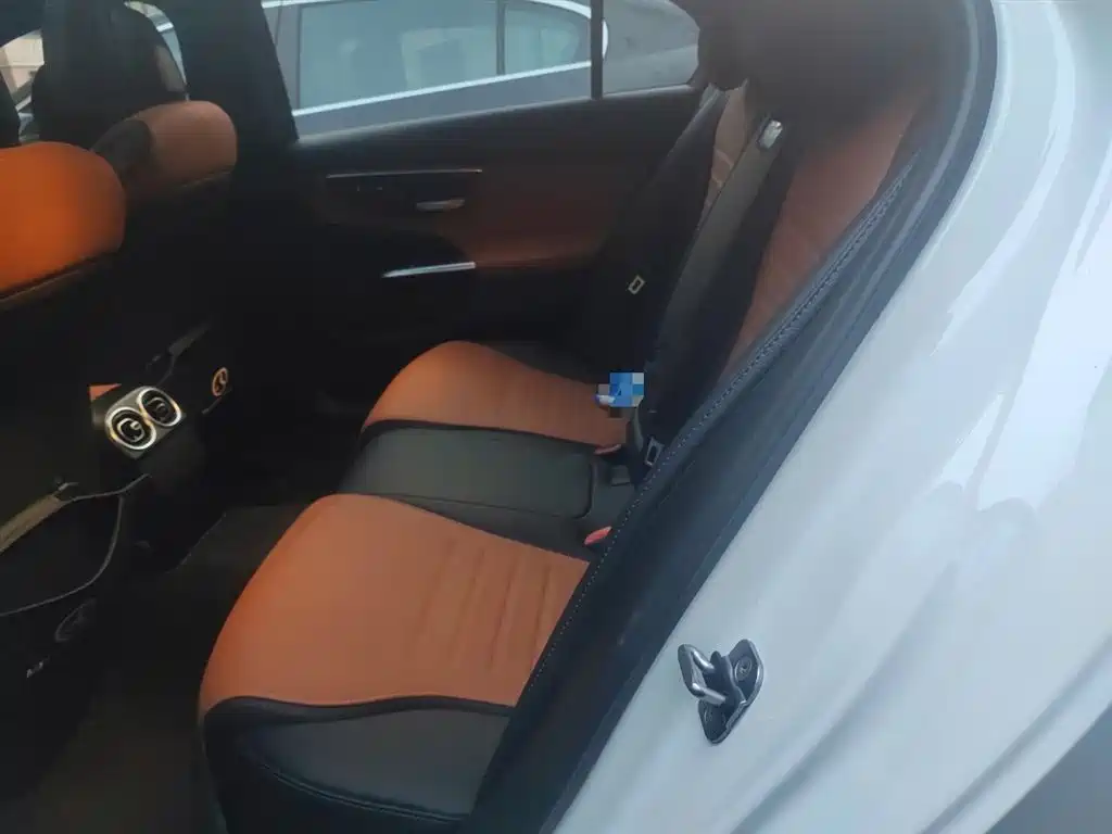 Mercedes-Benz C-Class 2023 C 200 L Sport фото 13