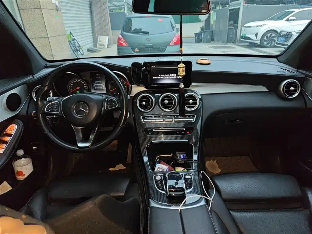 Mercedes-Benz GLC 2019 Model GLC 200 L 4MATIC фото 5