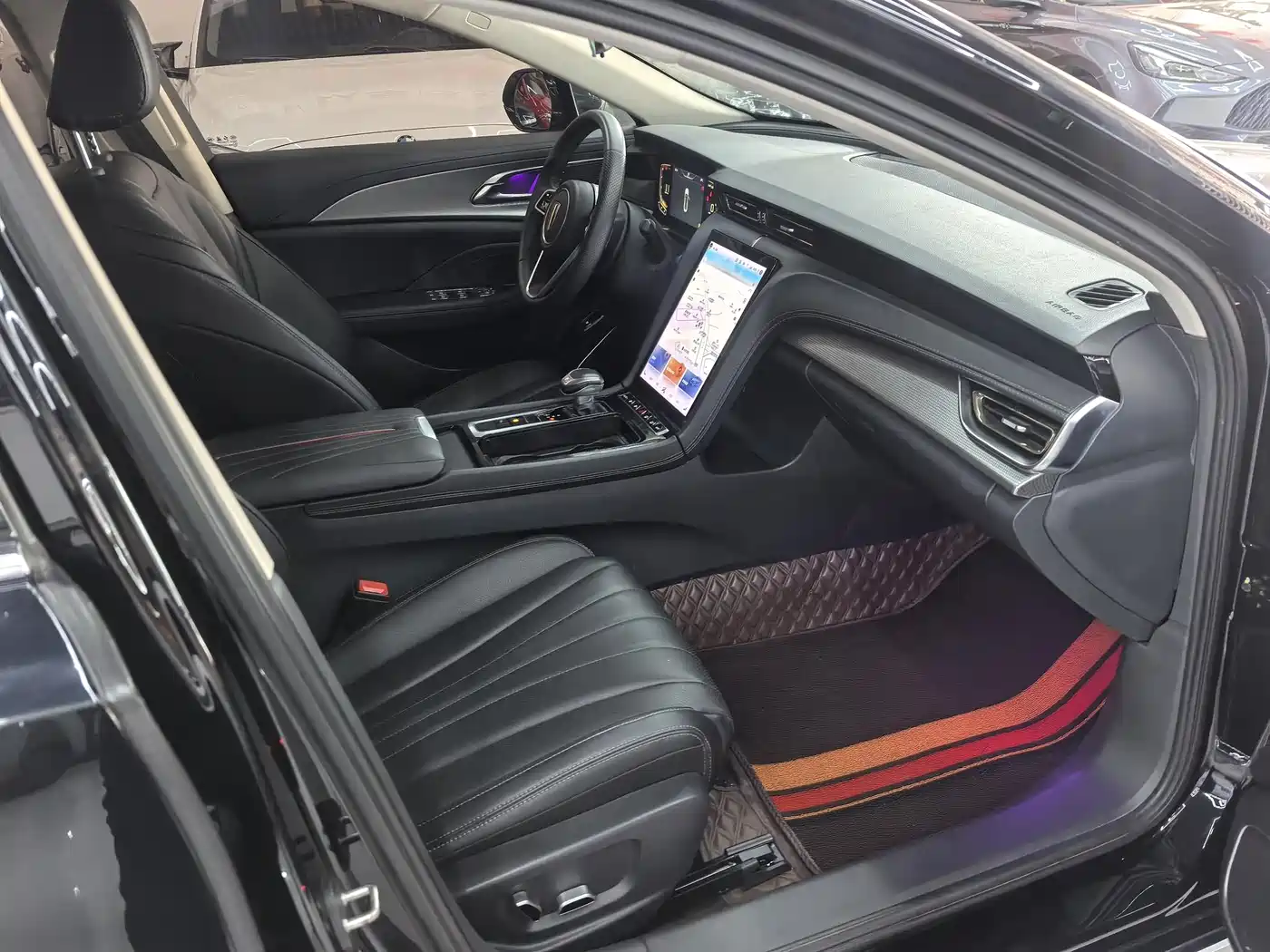 Hongqi H5 2023 1.5T DCT Smart Connect Joy Edition фото 5
