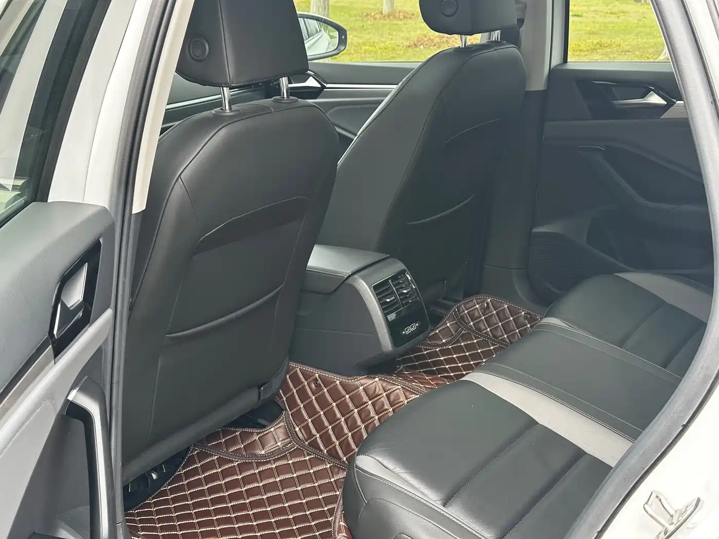 Volkswagen Sagitar 2022 280TSI DSG Soaring Edition фото 7