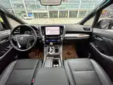 Фото 8 - Toyota Vellfire