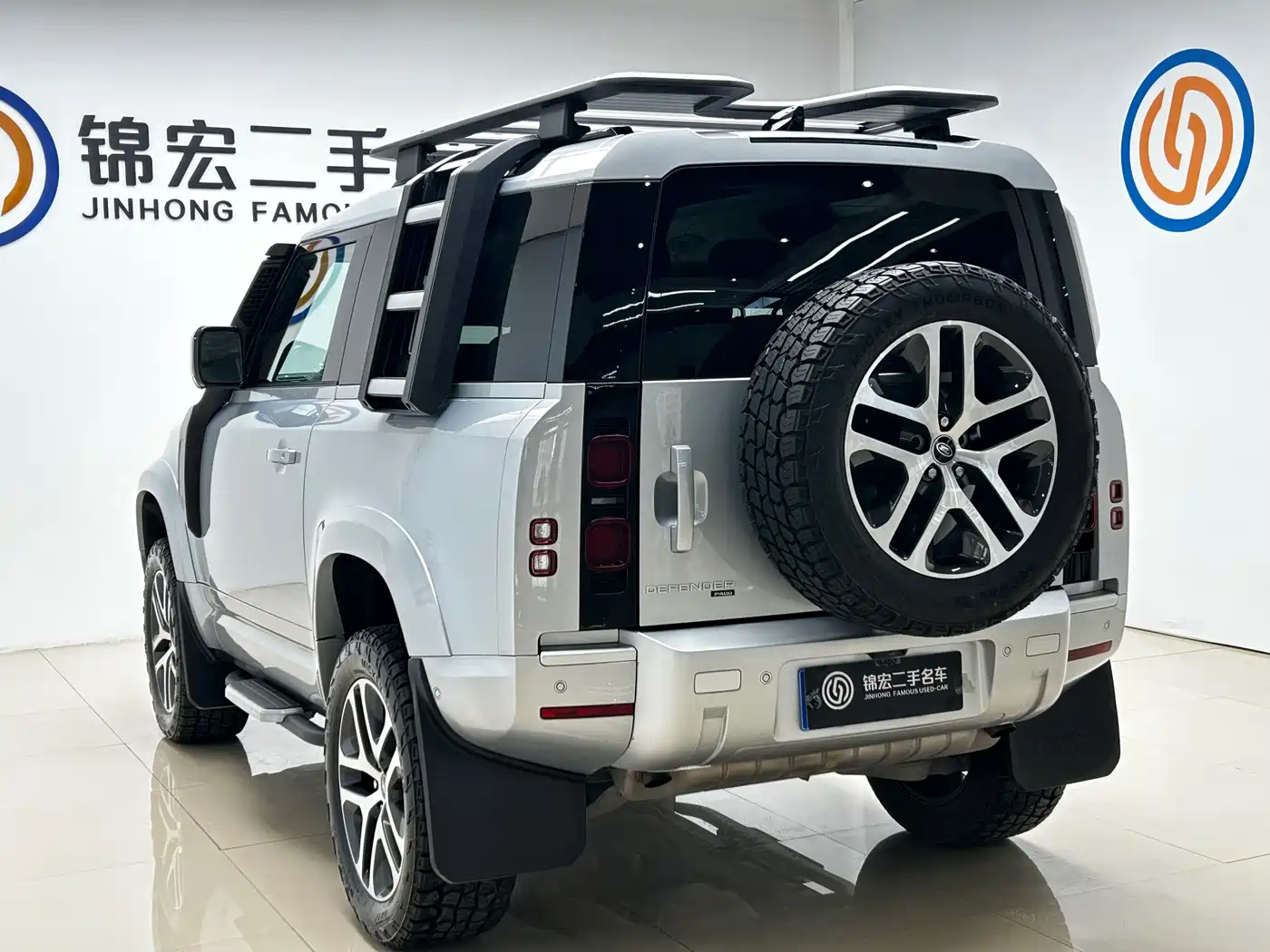 Land Rover Defender 2022 Model 90 3.0T P400 XS фото 25